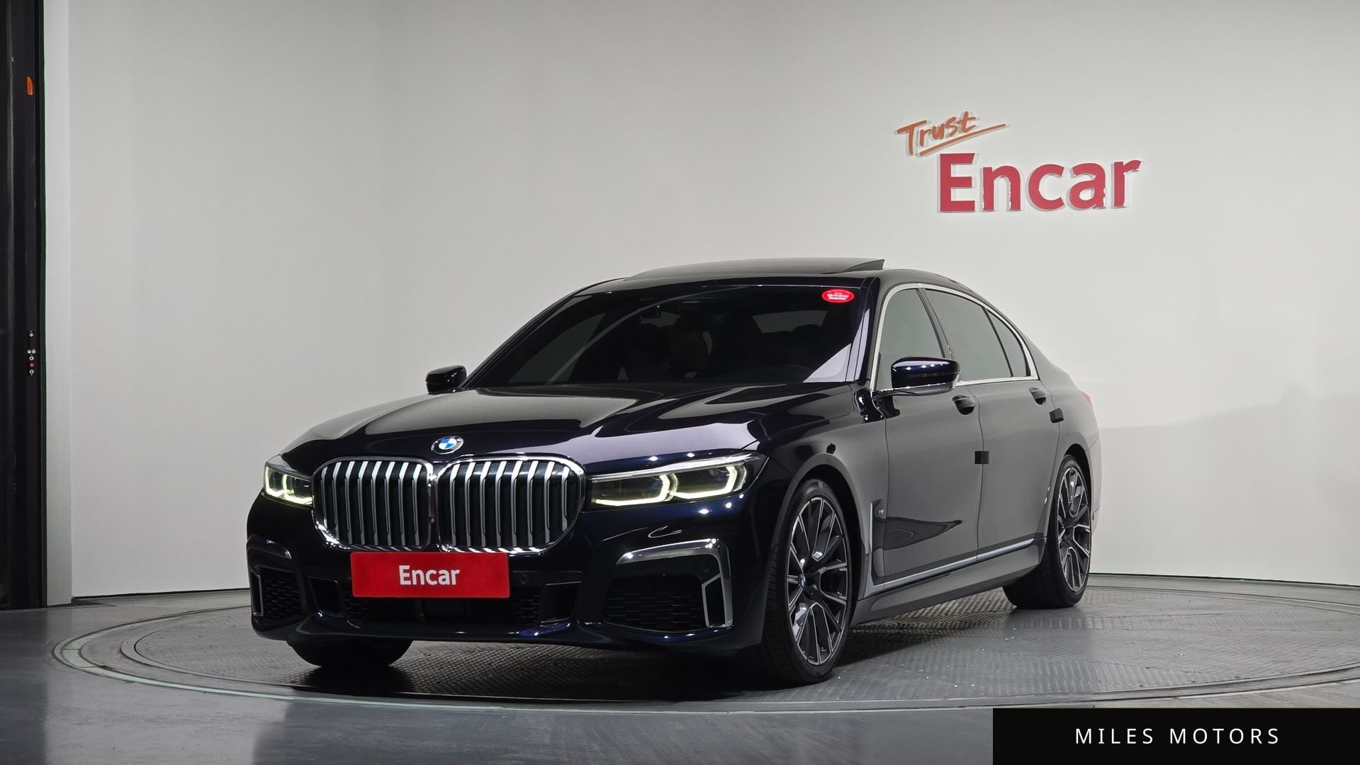 BMW 7 Series (G11) 2022 — фото 1 из 12
