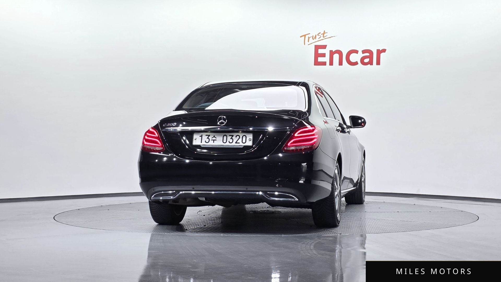 Mercedes-Benz C-Class W205 2017 — миниатюра 3