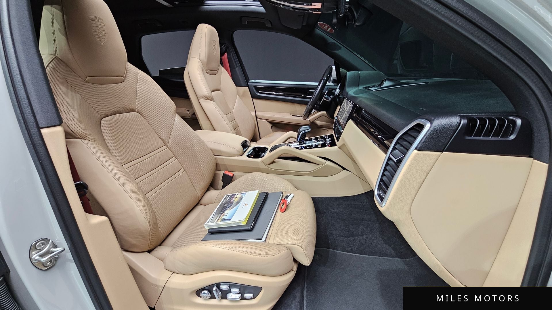 Porsche 카이엔 (PO536) 2021 — миниатюра 10