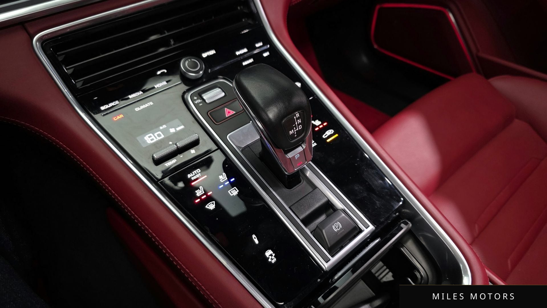 Porsche 파나메라 (971) 2020 — миниатюра 9