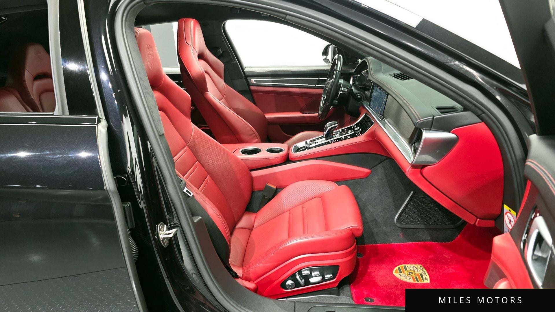 Porsche 파나메라 (971) 2020 — миниатюра 11