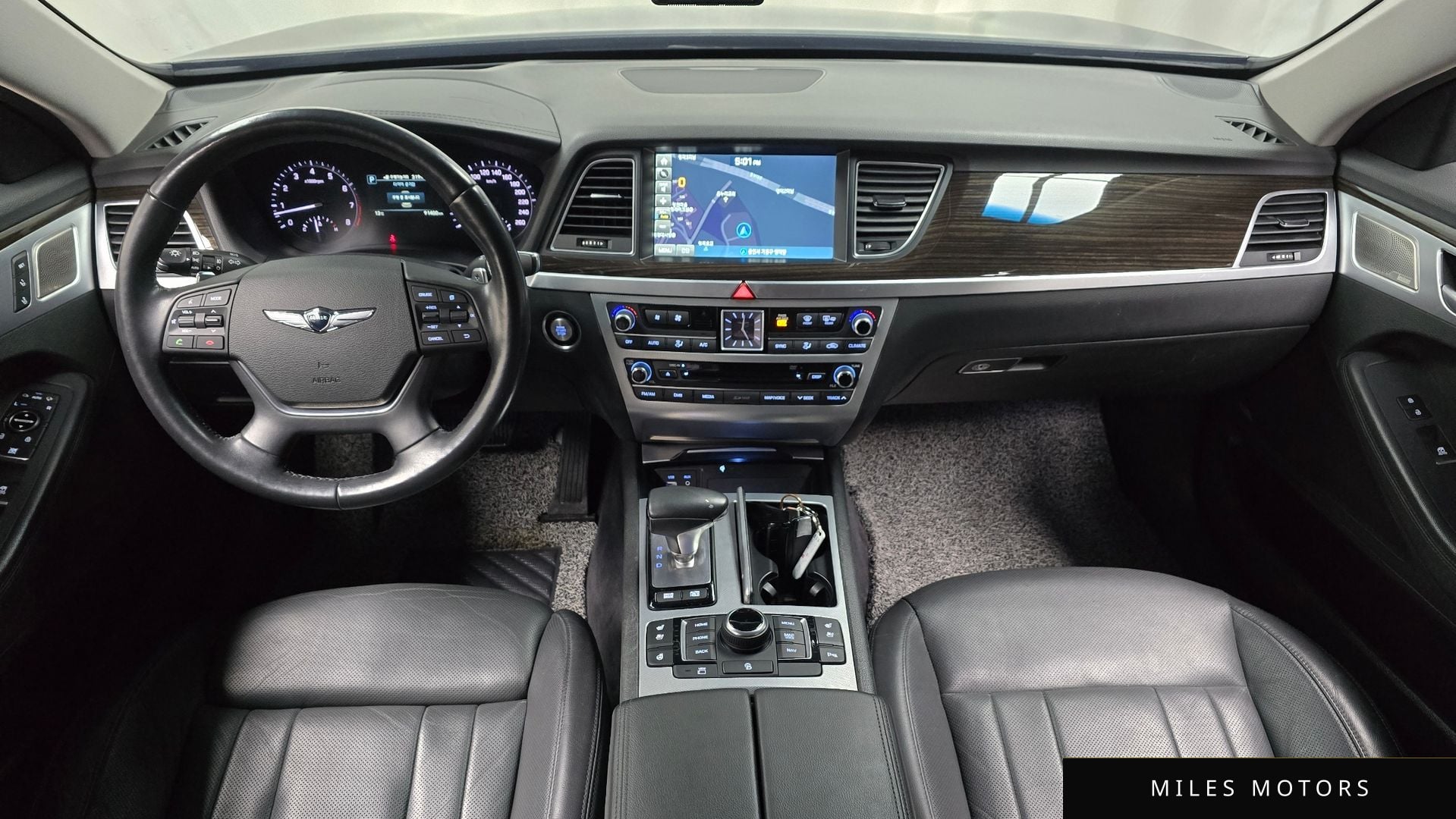 Genesis G80 2017 — миниатюра 7