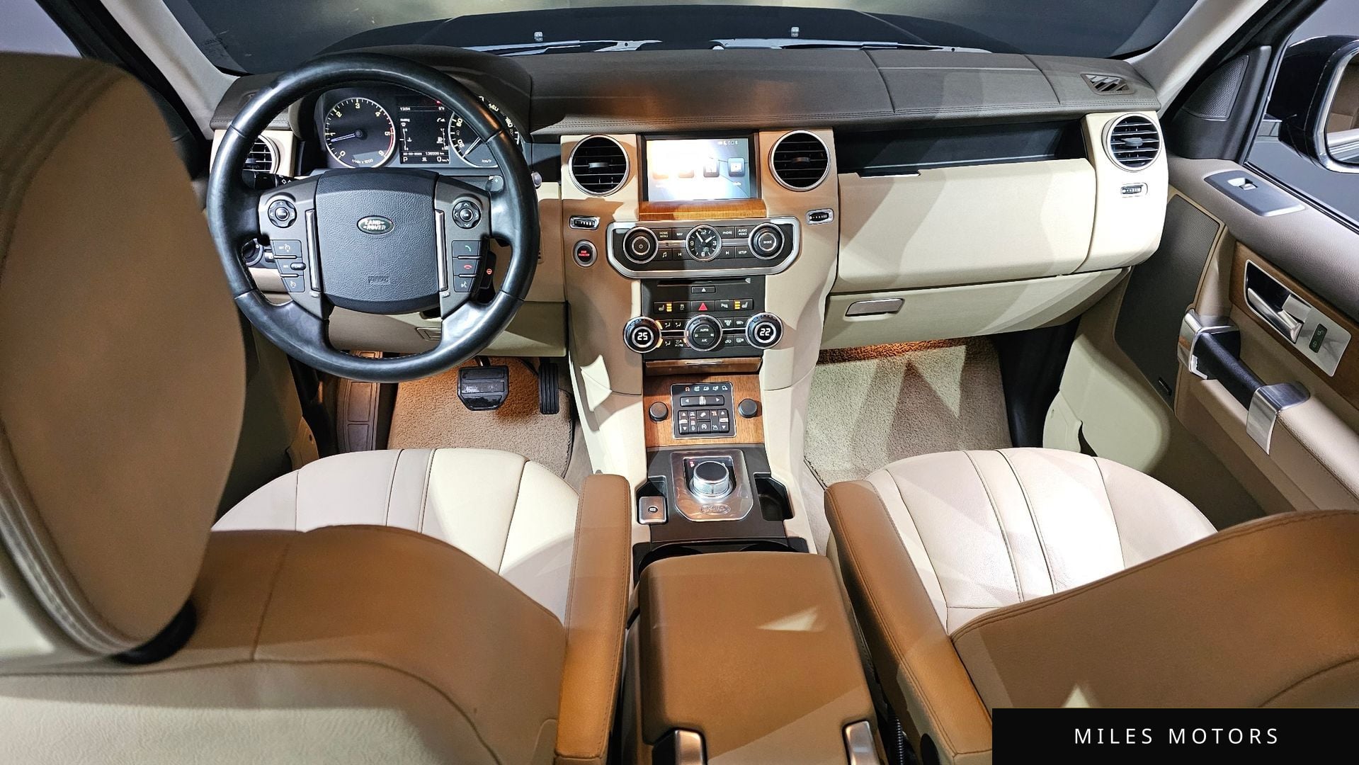 Land Rover Discovery 2016 — миниатюра 7