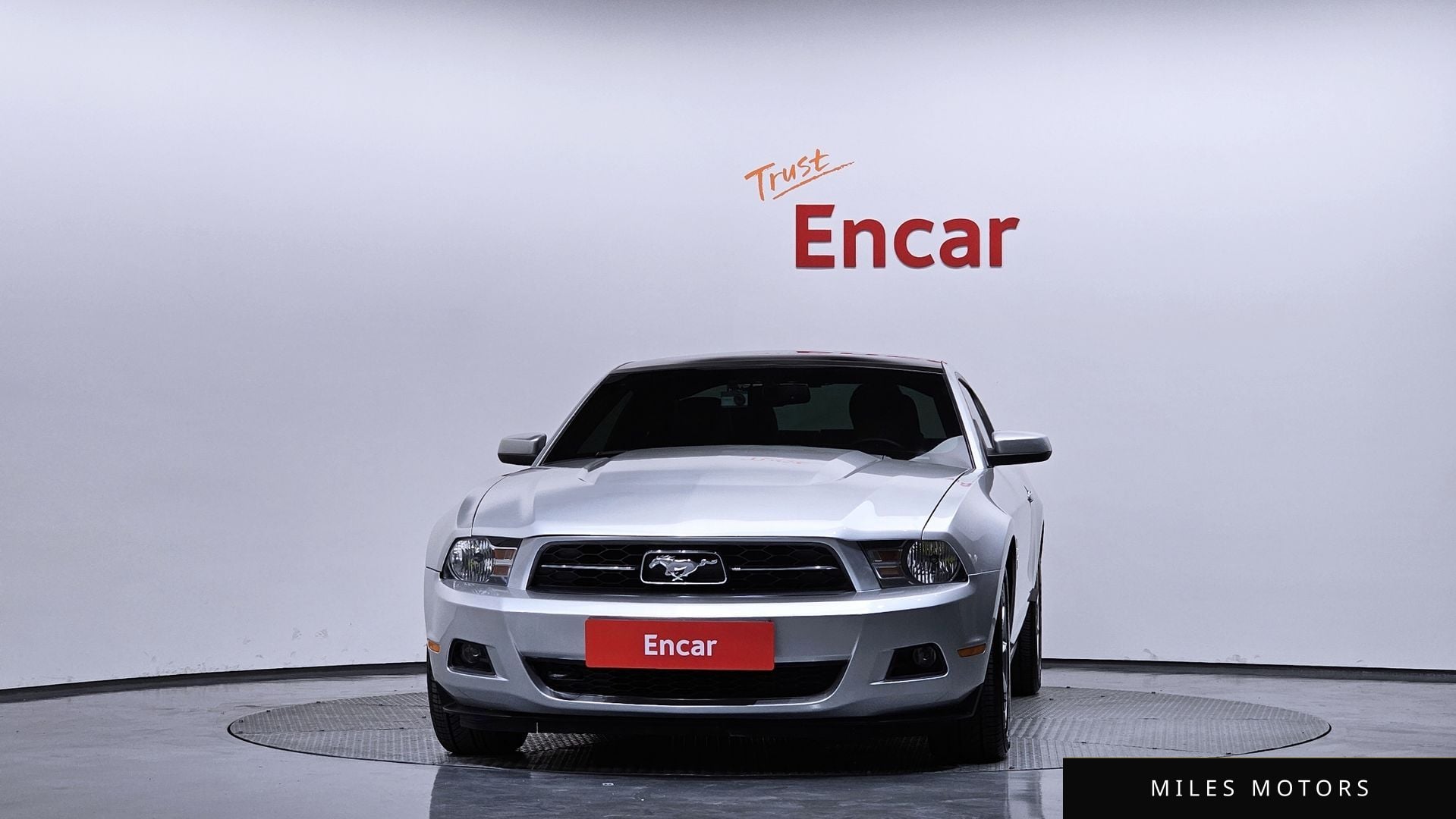 Ford 머스탱 2011 — миниатюра 3