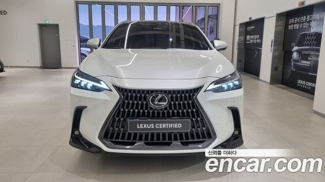 Лексус NX350h 2025 — миниатюра 3