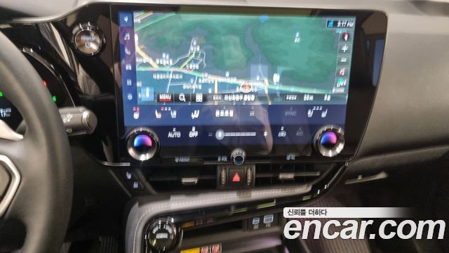 Лексус NX350h 2025 — миниатюра 18