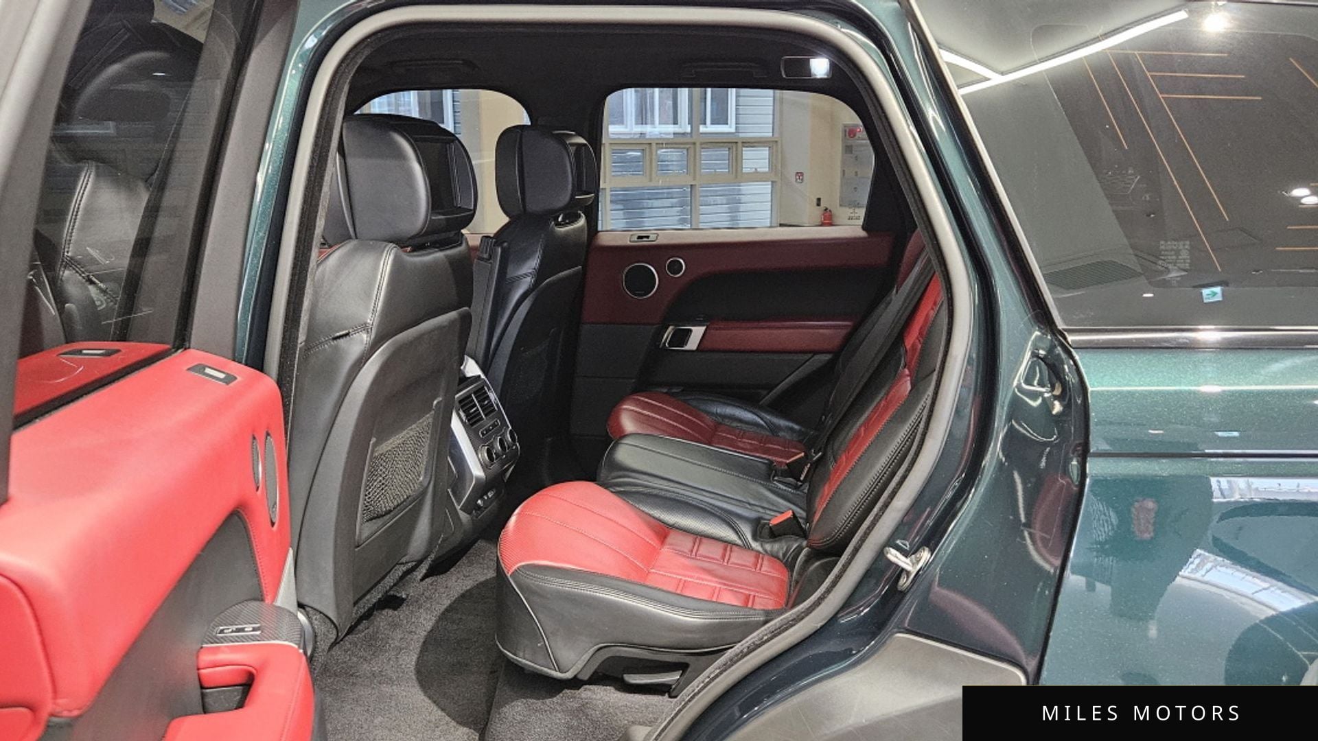Land Rover Range Rover Sport 2017 — миниатюра 12