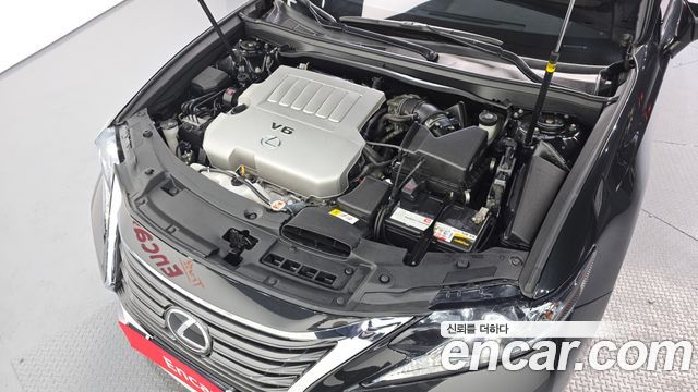 Лексус ES350 2017 — миниатюра 6