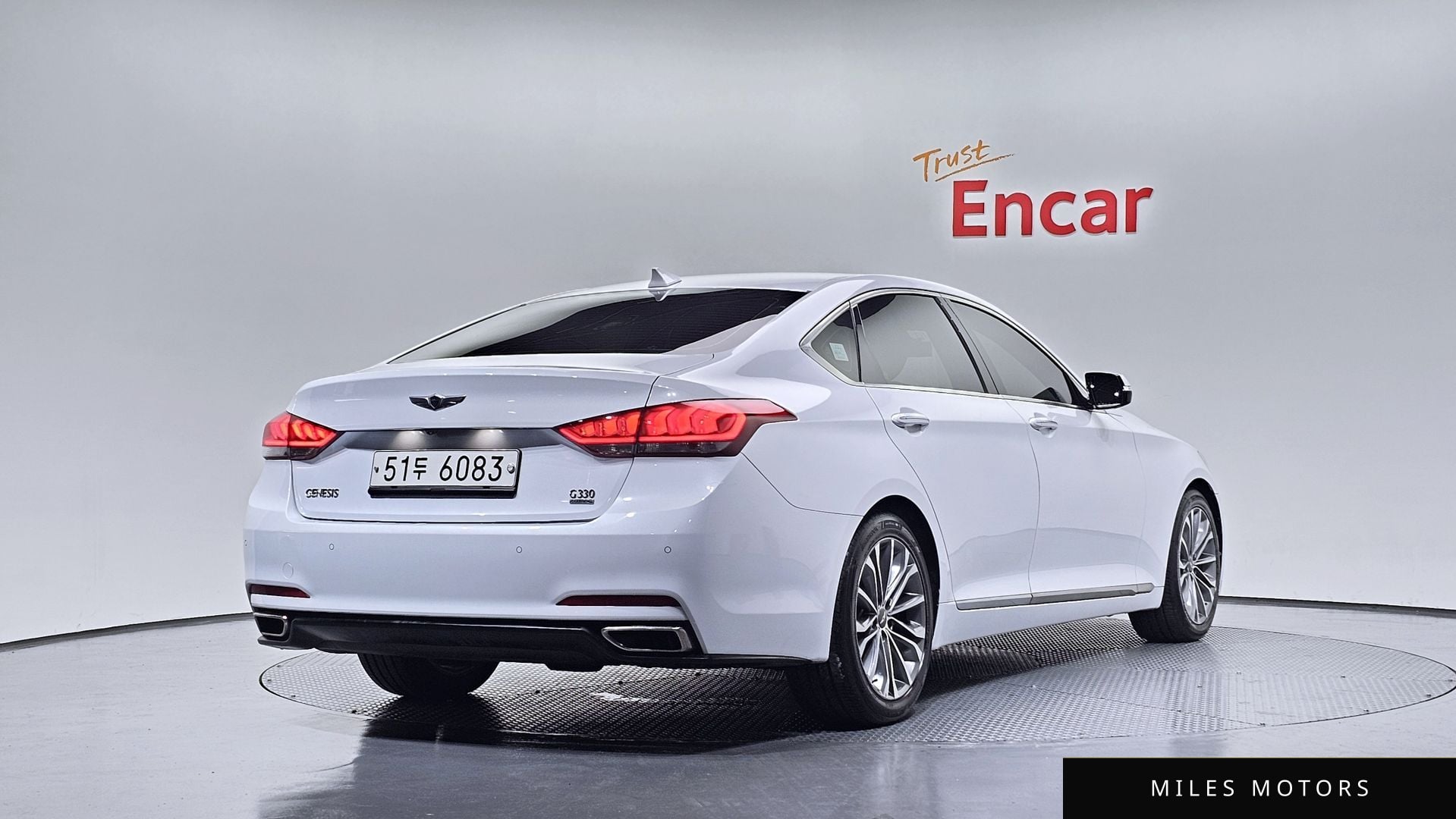 Hyundai Genesis 2015 — миниатюра 2