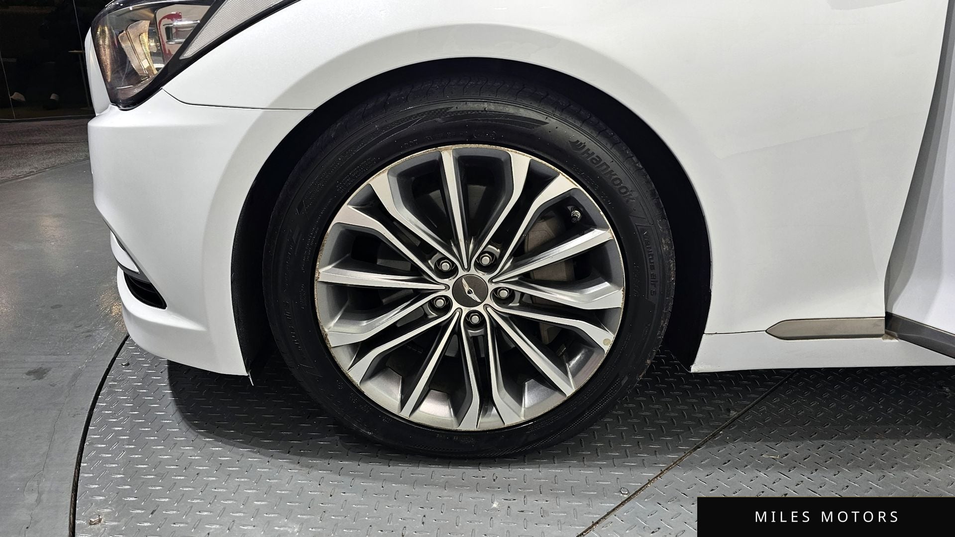 Hyundai Genesis 2015 — миниатюра 5
