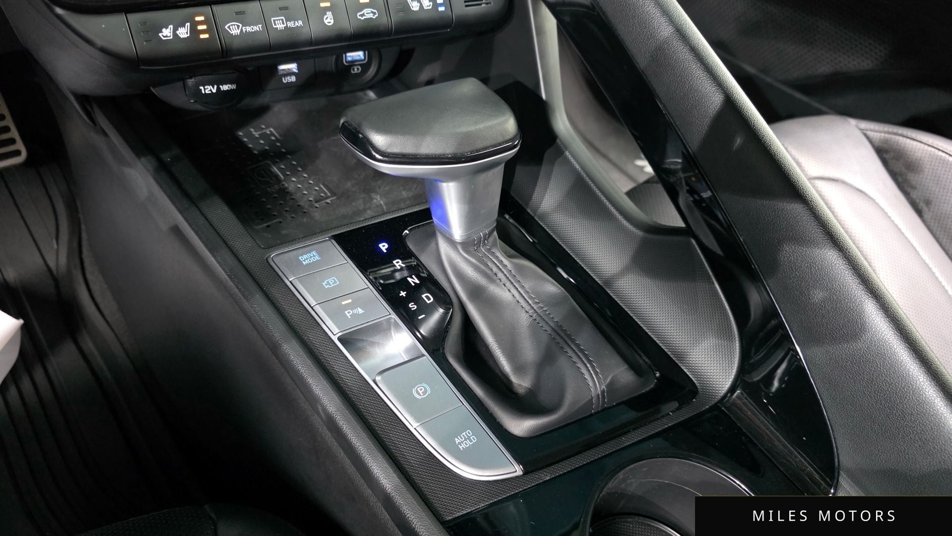Hyundai AVANTE 2021 — миниатюра 9