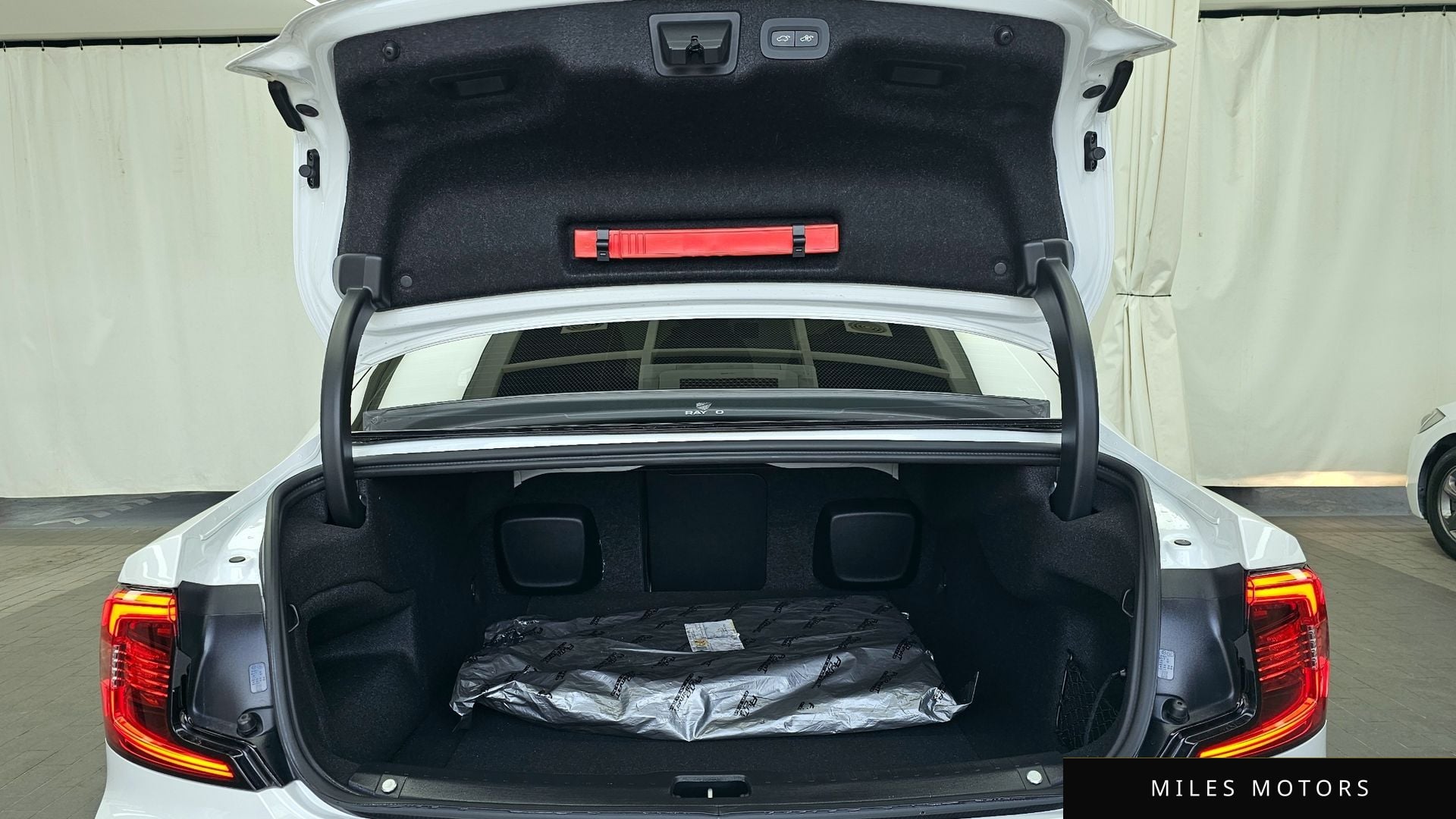 Volvo S90 2023 — миниатюра 20