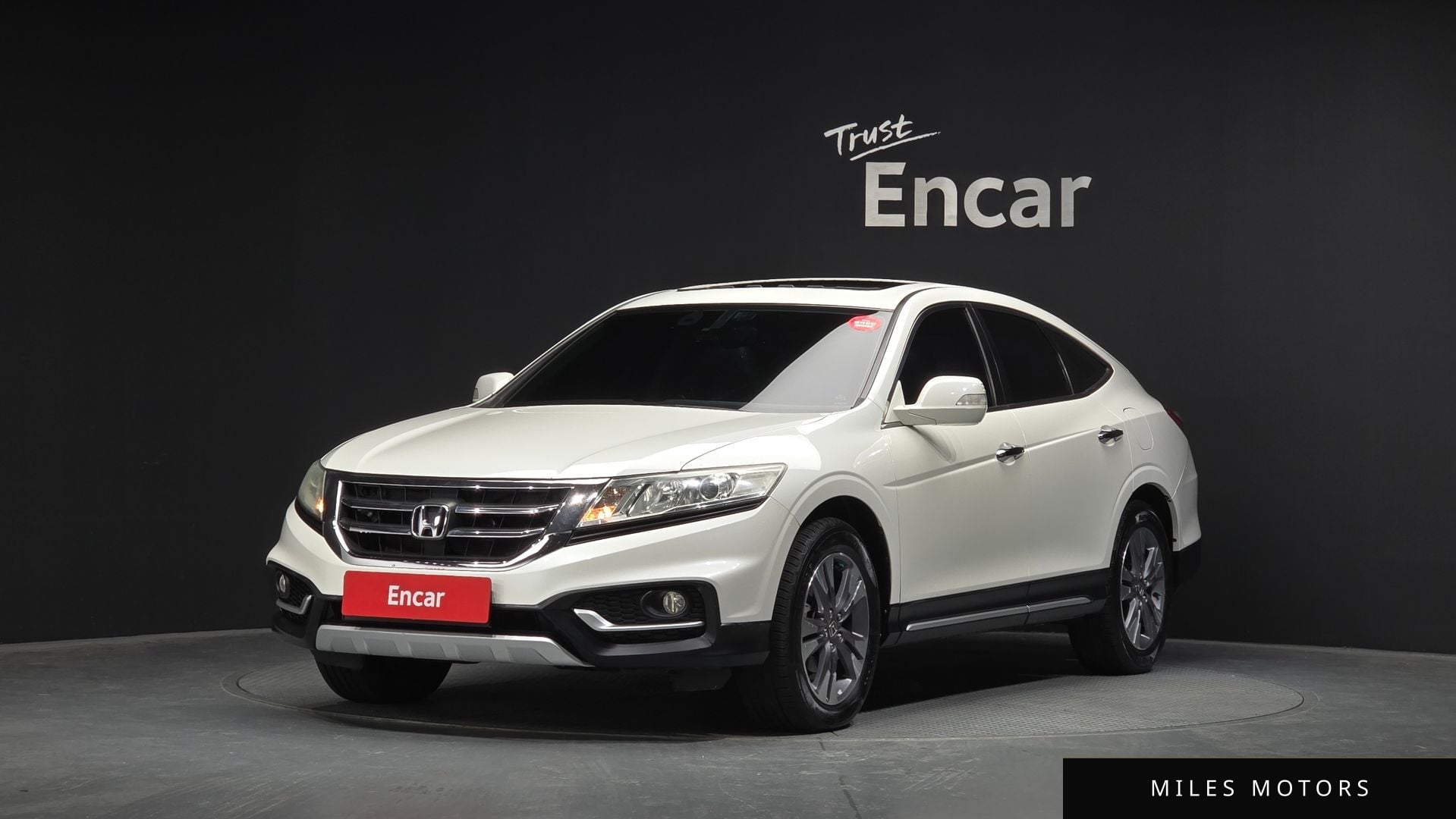 Honda Crosstour 2013 — фото 1 из 12