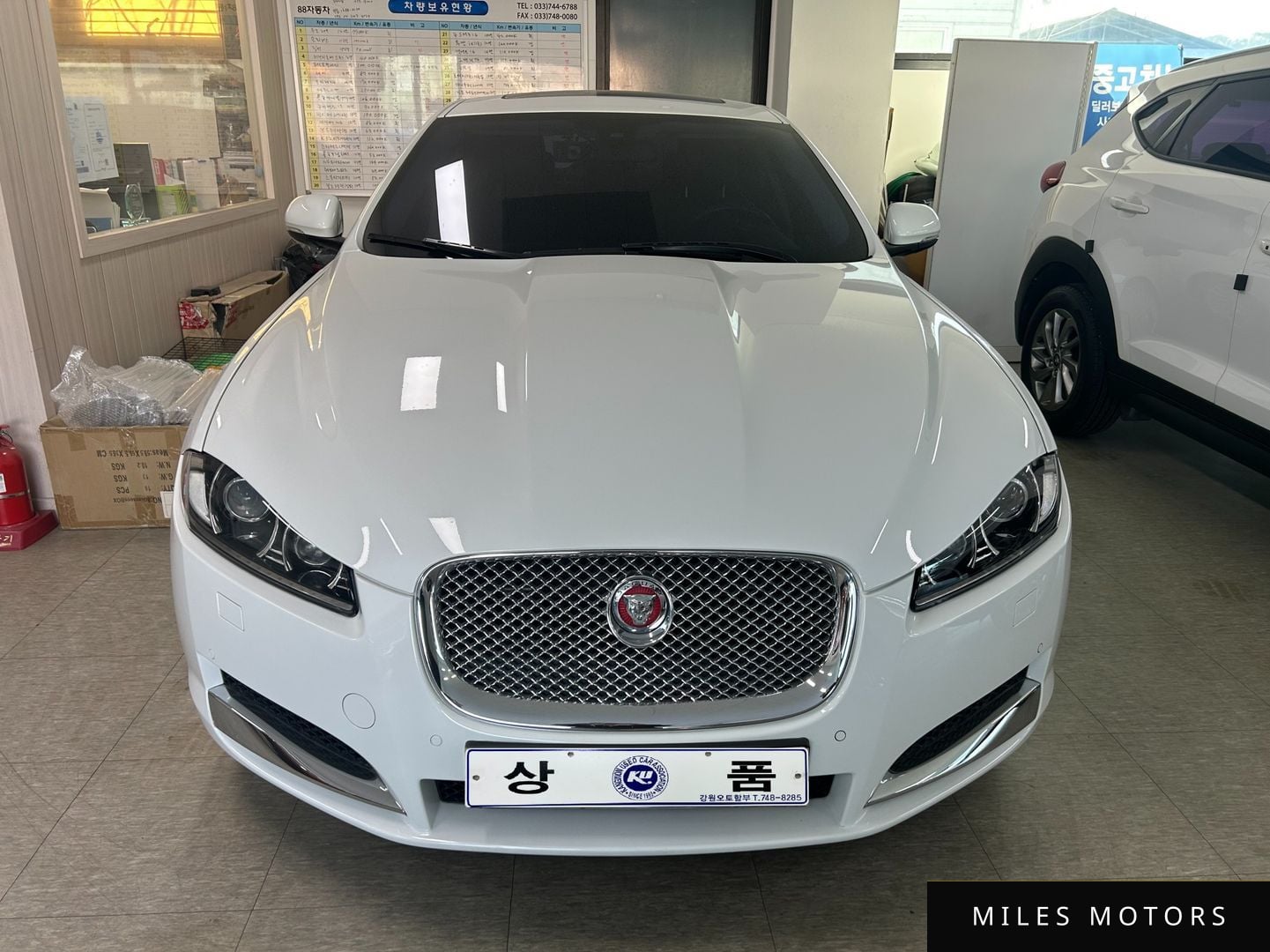 Jaguar New XF 2014 — фото 1 из 12