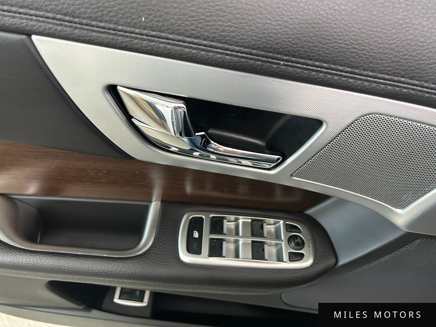 Jaguar New XF 2014 — миниатюра 8