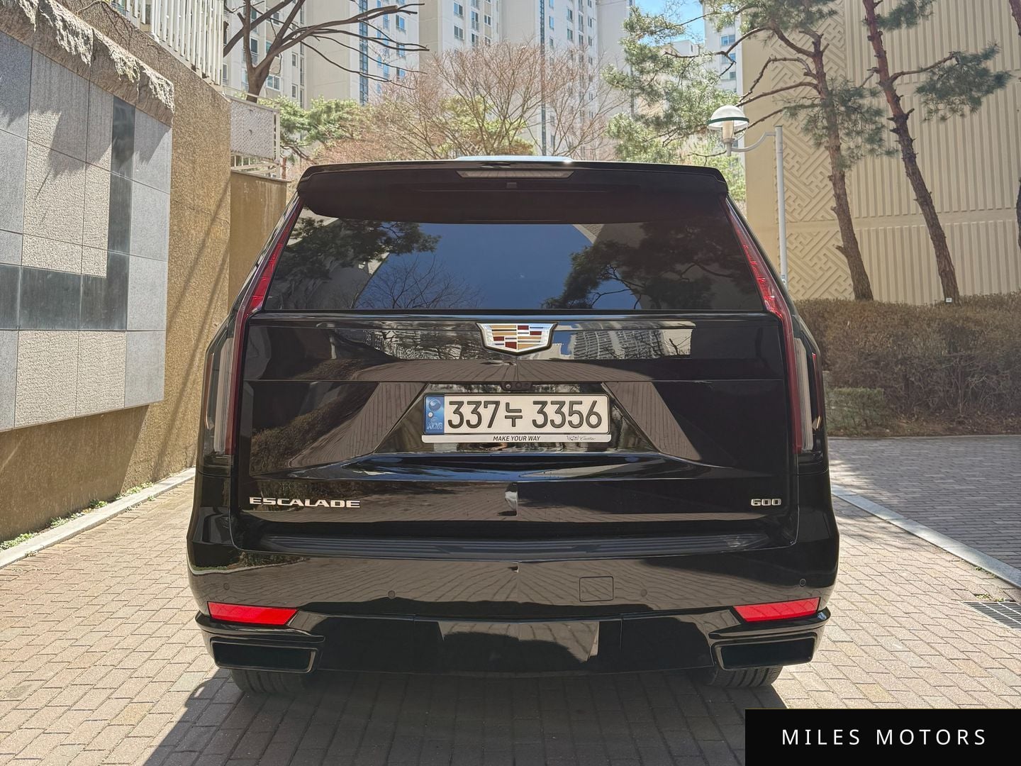 Cadillac Escalade 2022 — миниатюра 4
