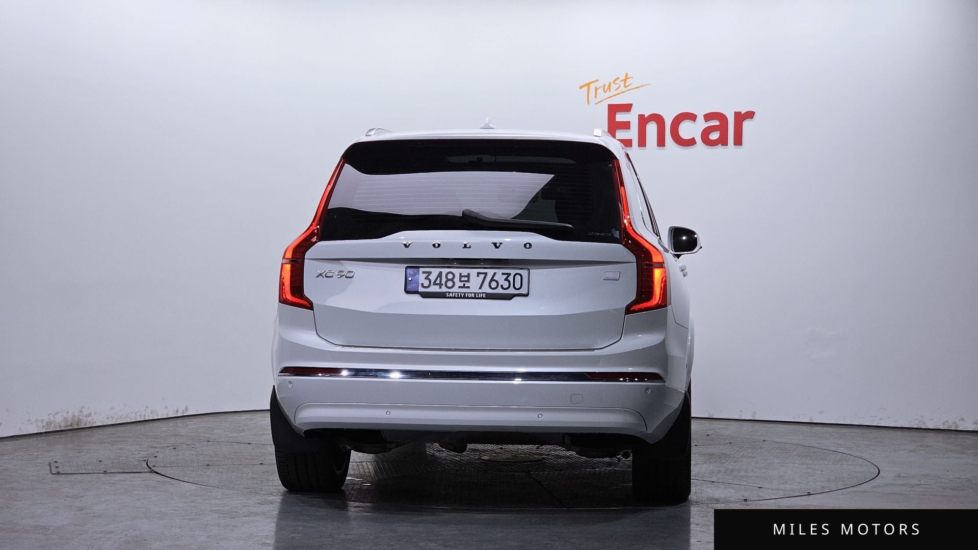 Volvo XC90 2024 — миниатюра 3