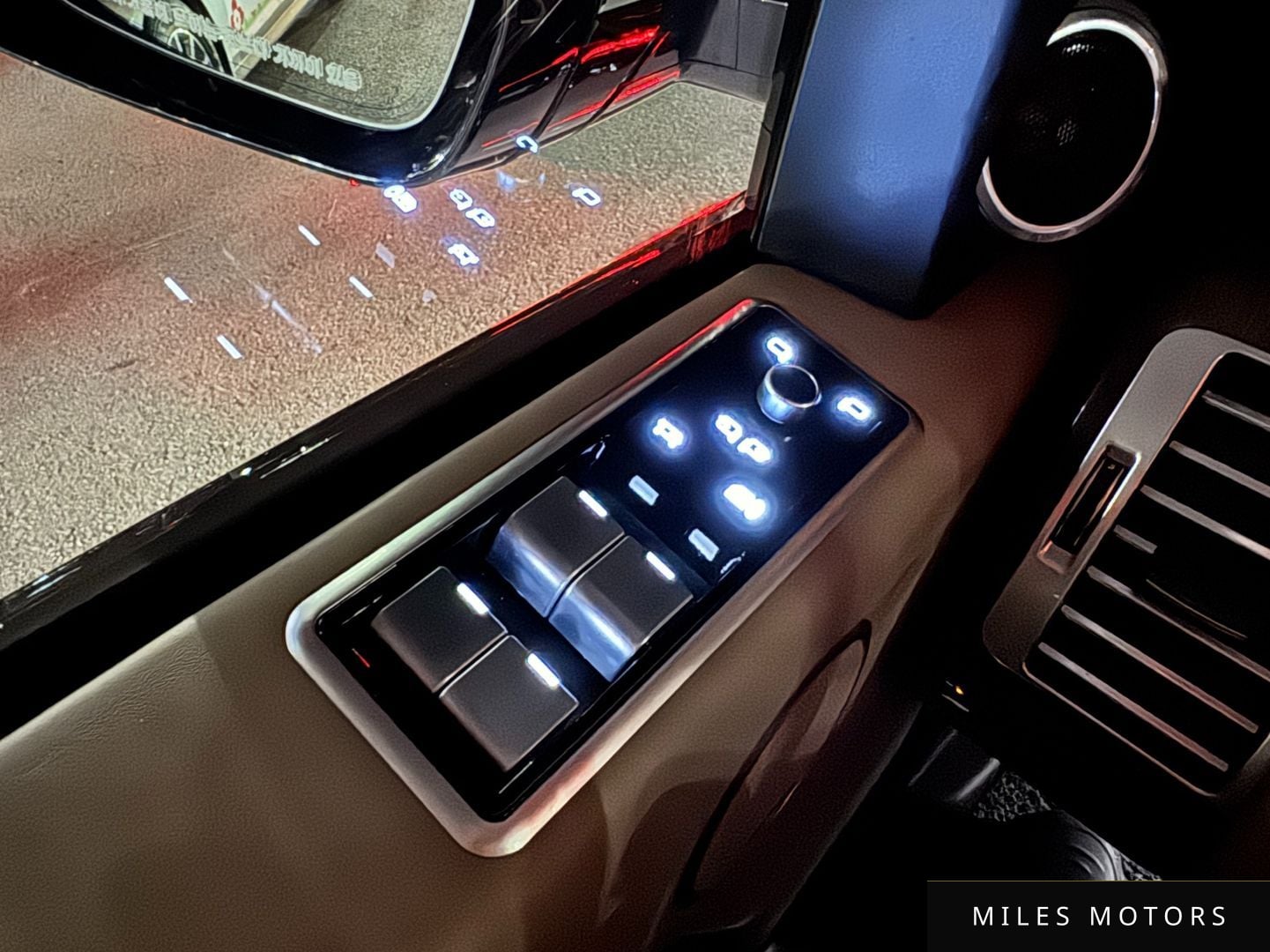 Land Rover Range Rover 2016 — миниатюра 10