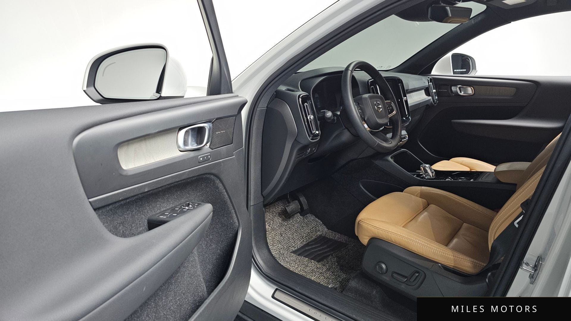 Volvo XC40 2021 — миниатюра 11