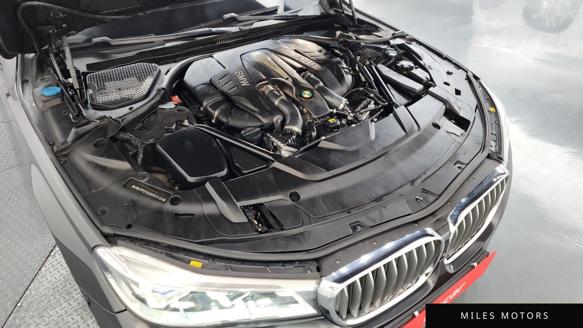 BMW 7 Series (G11) 2016 — миниатюра 6