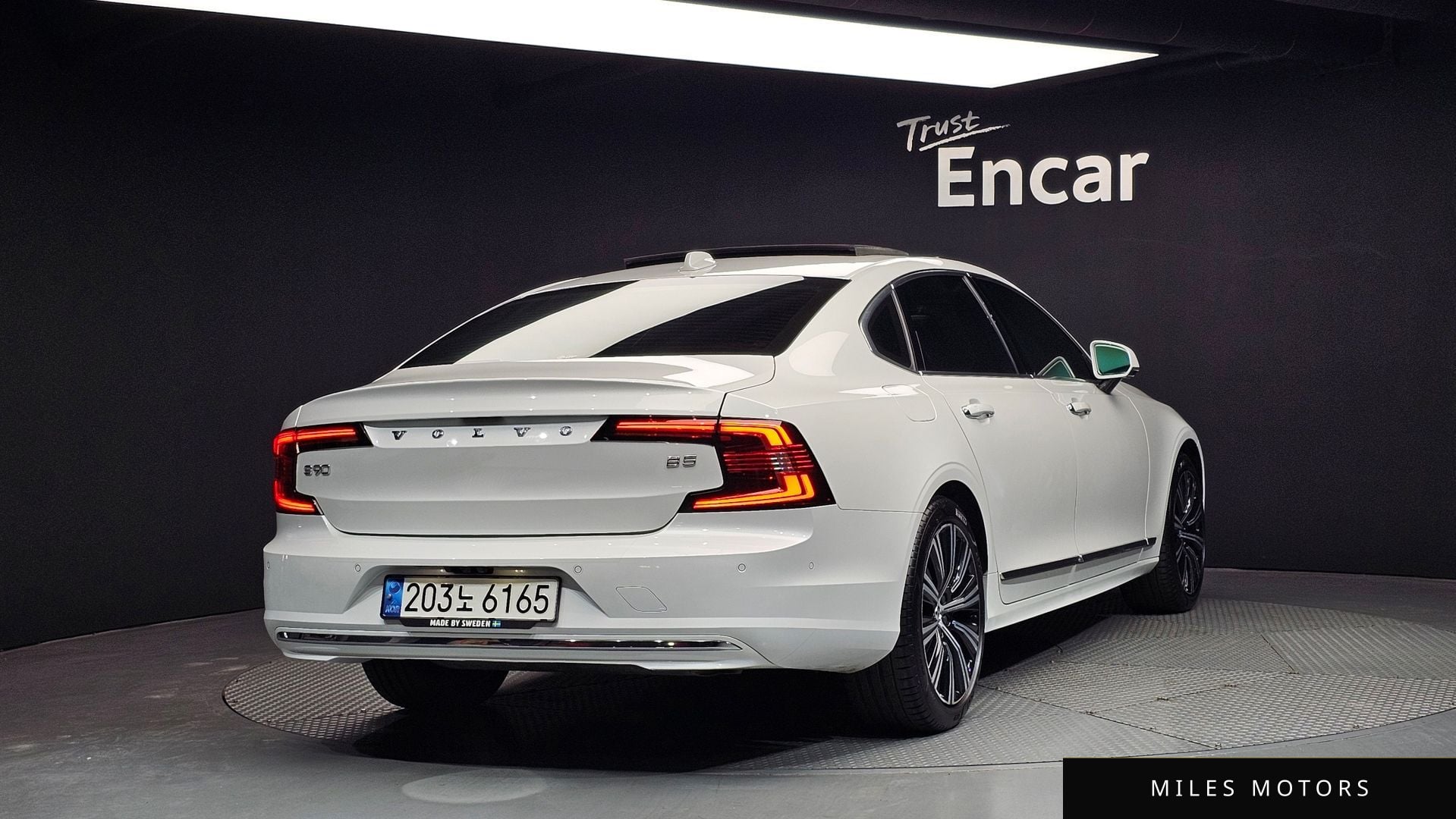Volvo S90 2022 — миниатюра 2
