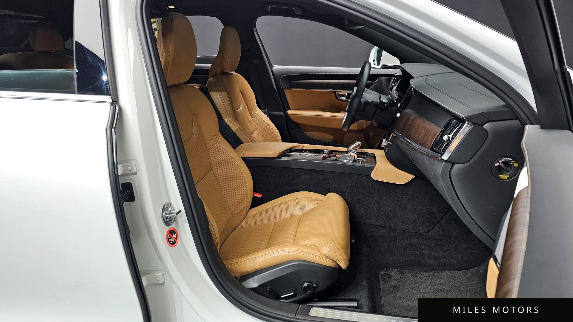 Volvo S90 2022 — миниатюра 10