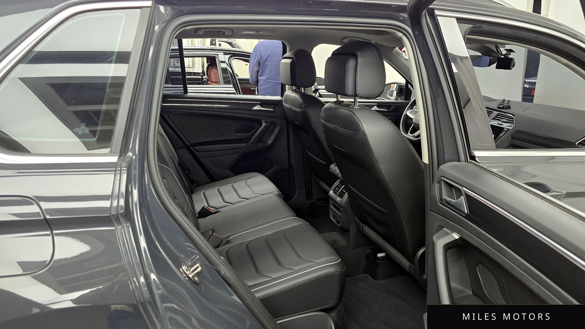 Volkswagen 티구안 2023 — миниатюра 12