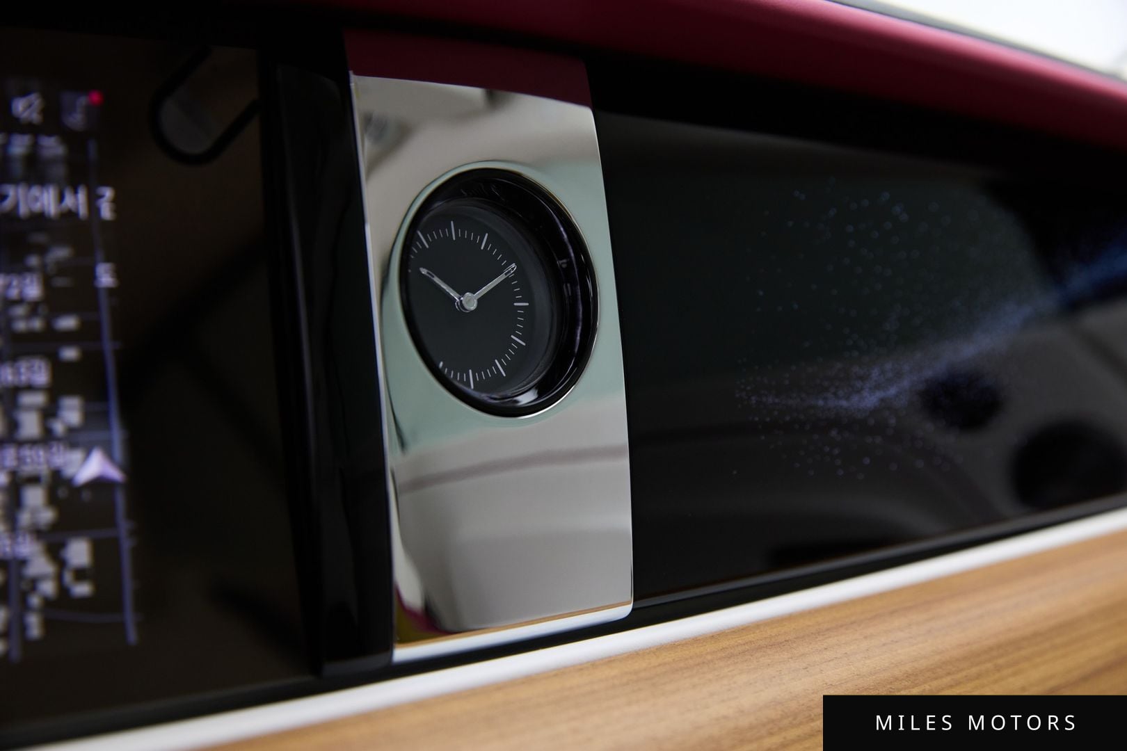 Rolls-Royce Spectre 2024 — миниатюра 16