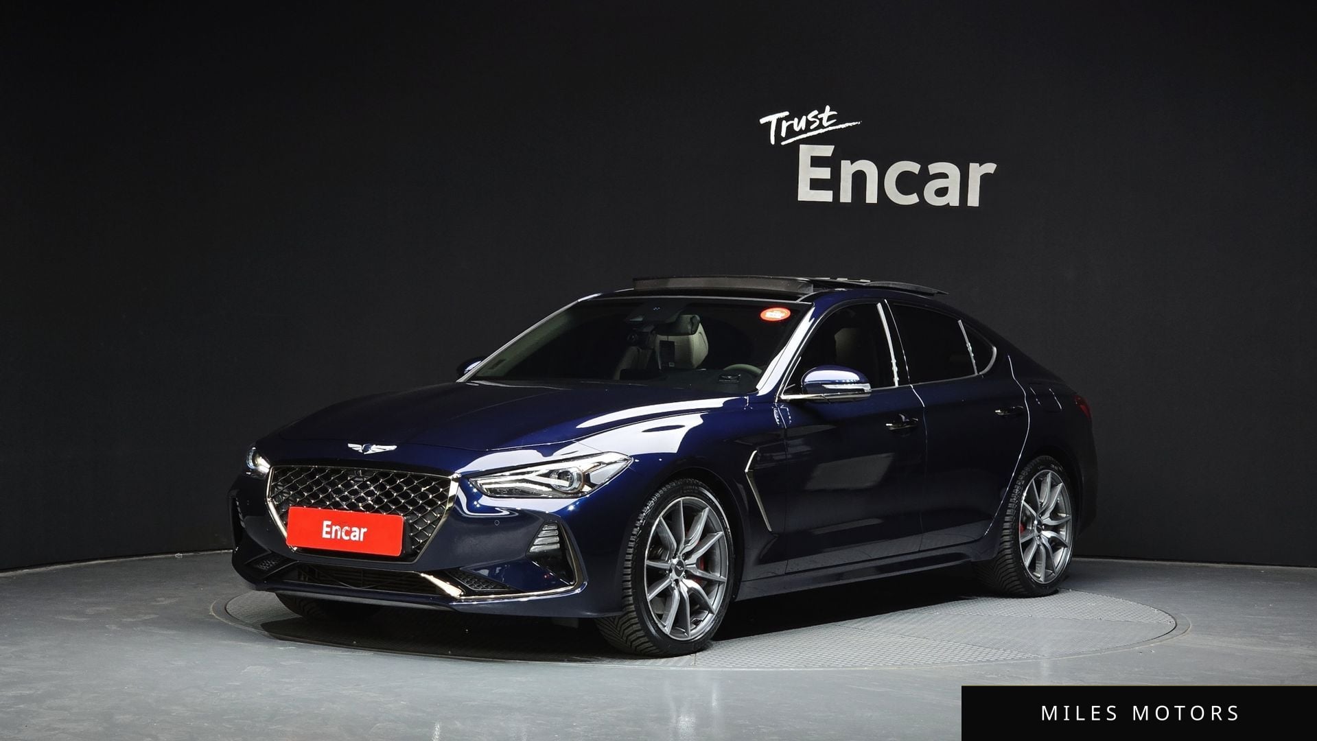 Genesis G70 2019 — фото 1 из 12