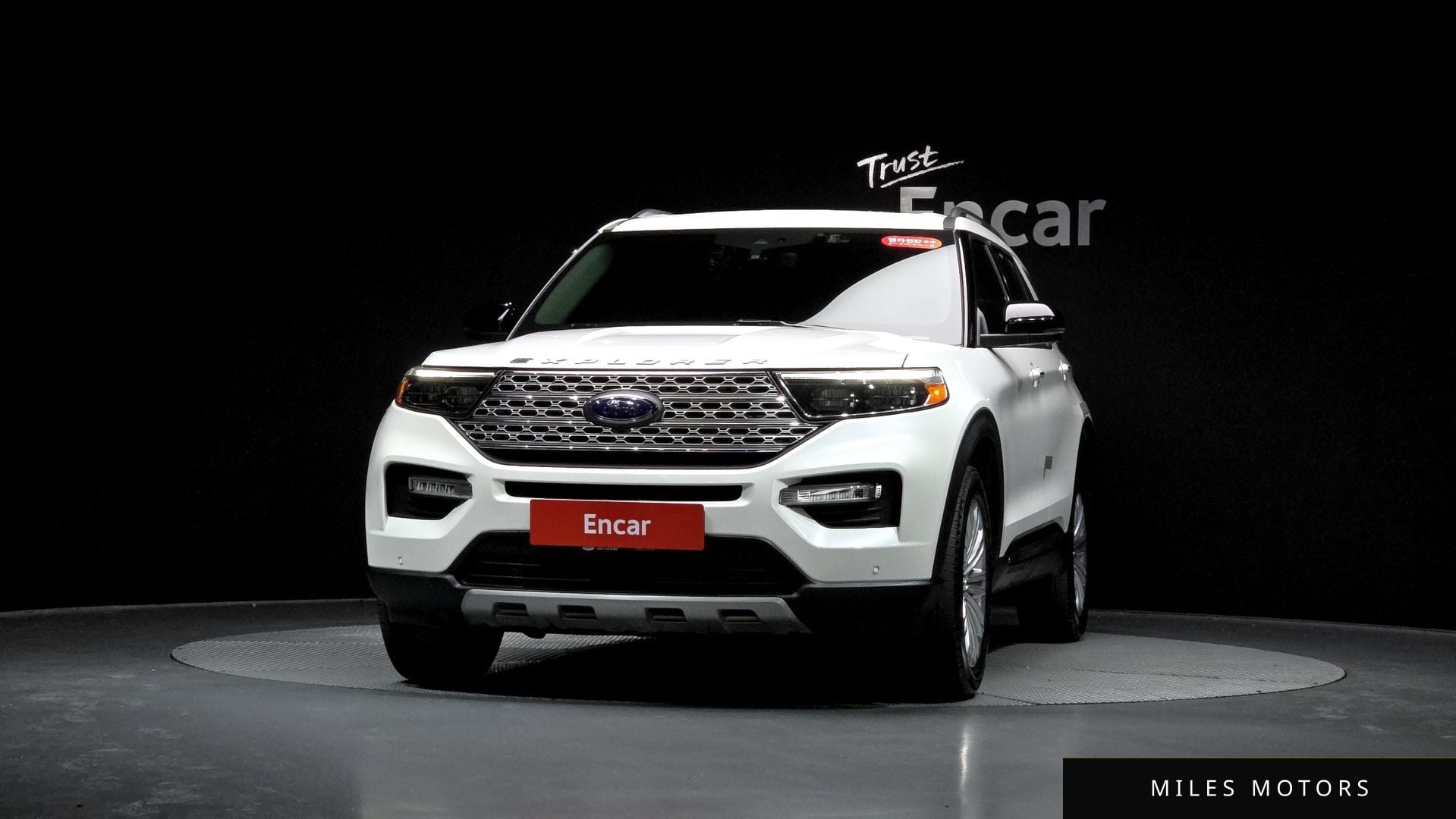 Ford Explorer 2021 — миниатюра 2