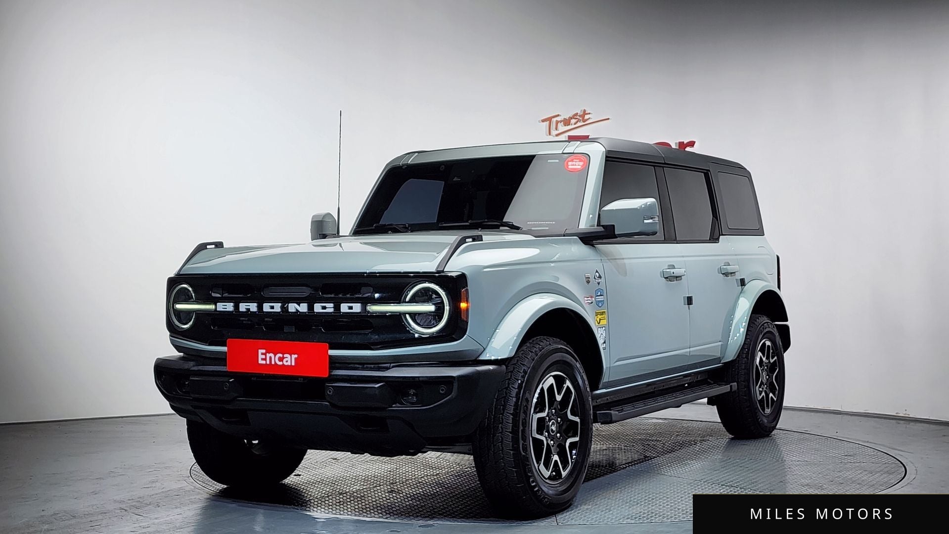 Ford Bronco 2024 — фото 1 из 12