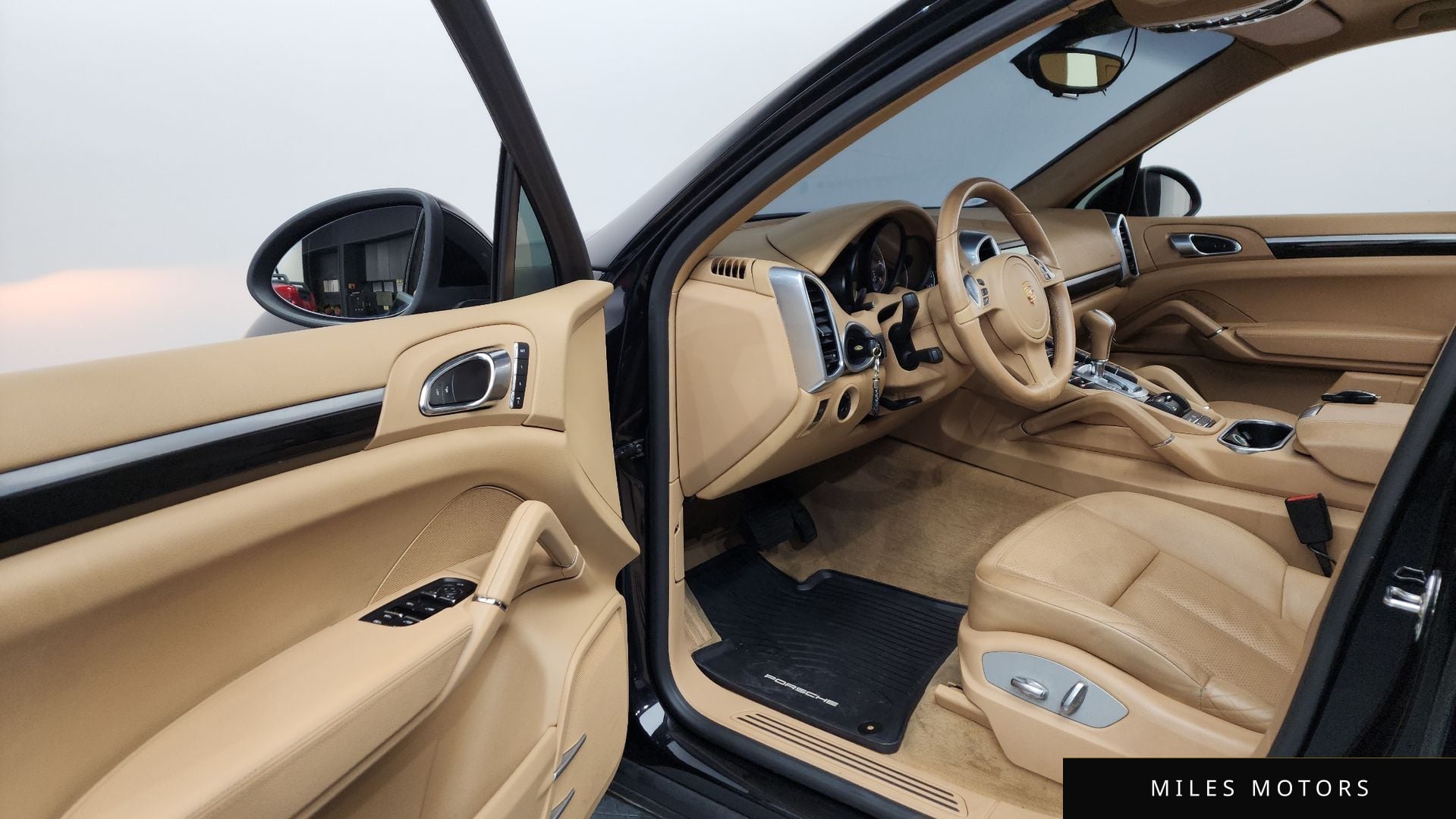 Porsche Cayenne 2014 — миниатюра 10