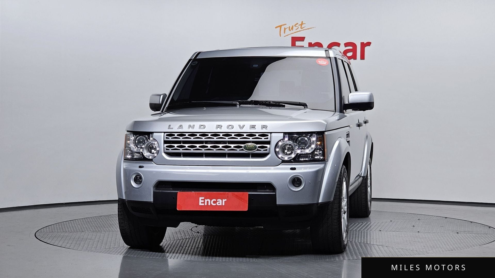 Land Rover Discovery 2010 — миниатюра 3