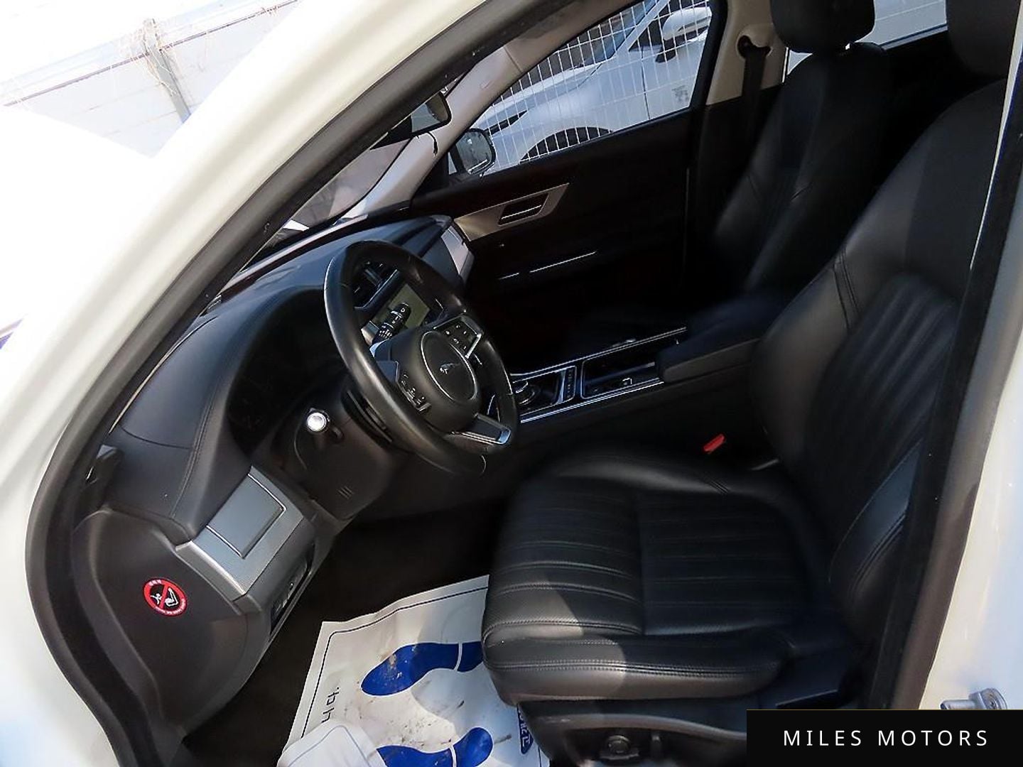 Jaguar XF (X260) 2018 — миниатюра 5