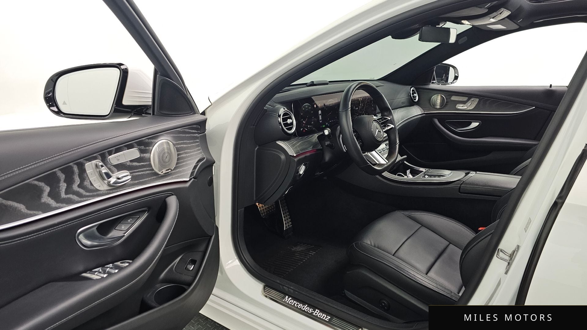 Mercedes-Benz E-Class W213 2021 — миниатюра 11
