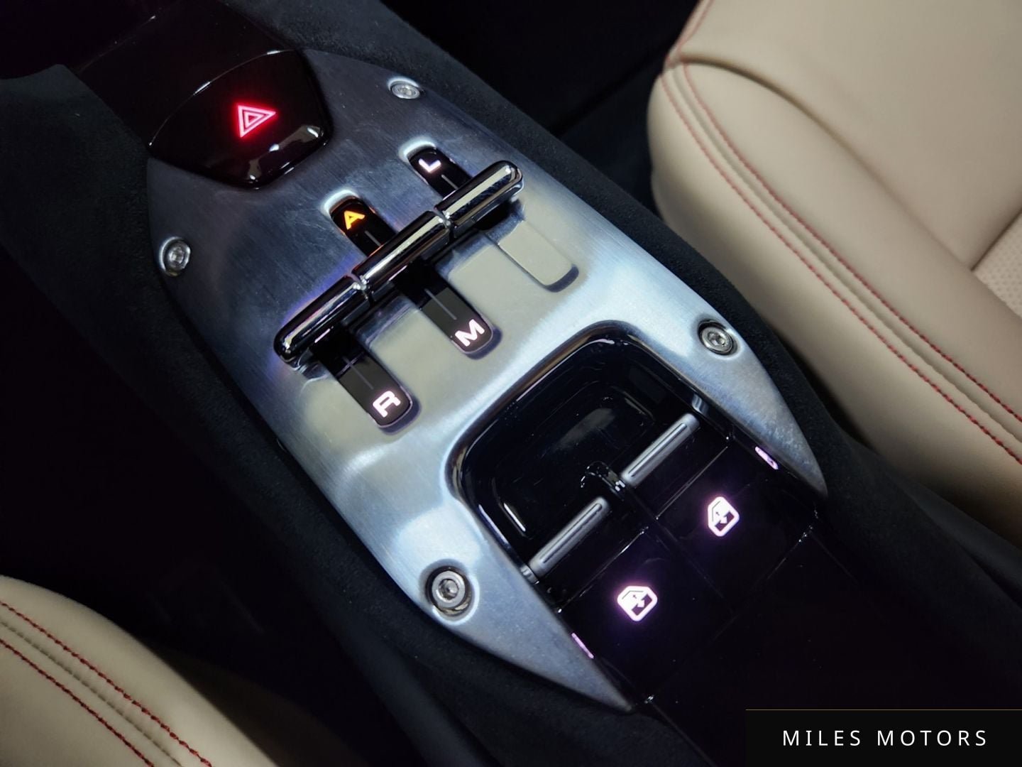 Ferrari 296 GTB 2023 — миниатюра 16