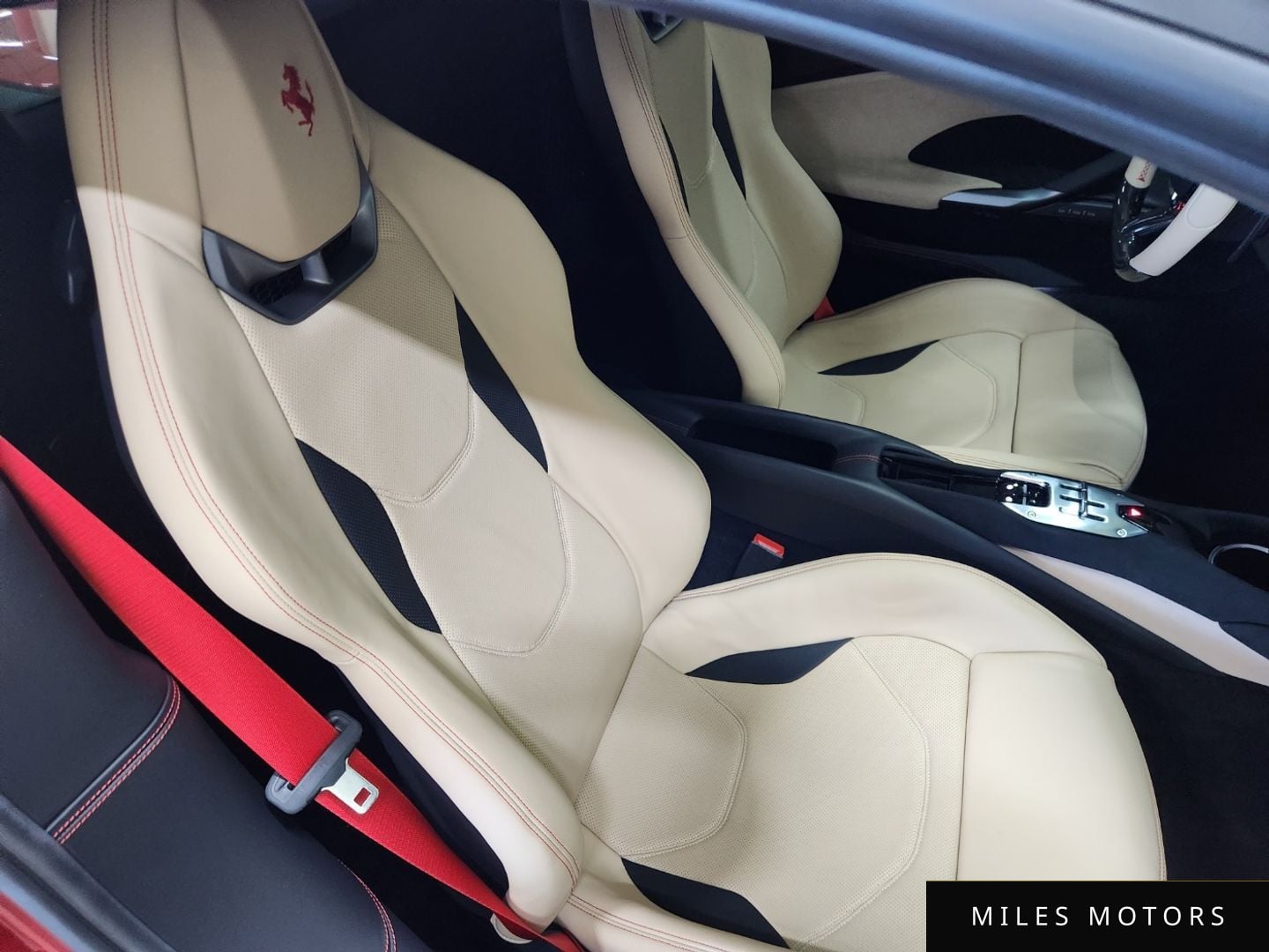 Ferrari 296 GTB 2023 — миниатюра 18