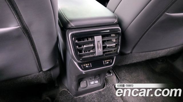 Лексус NX450h+ 2023 — миниатюра 19