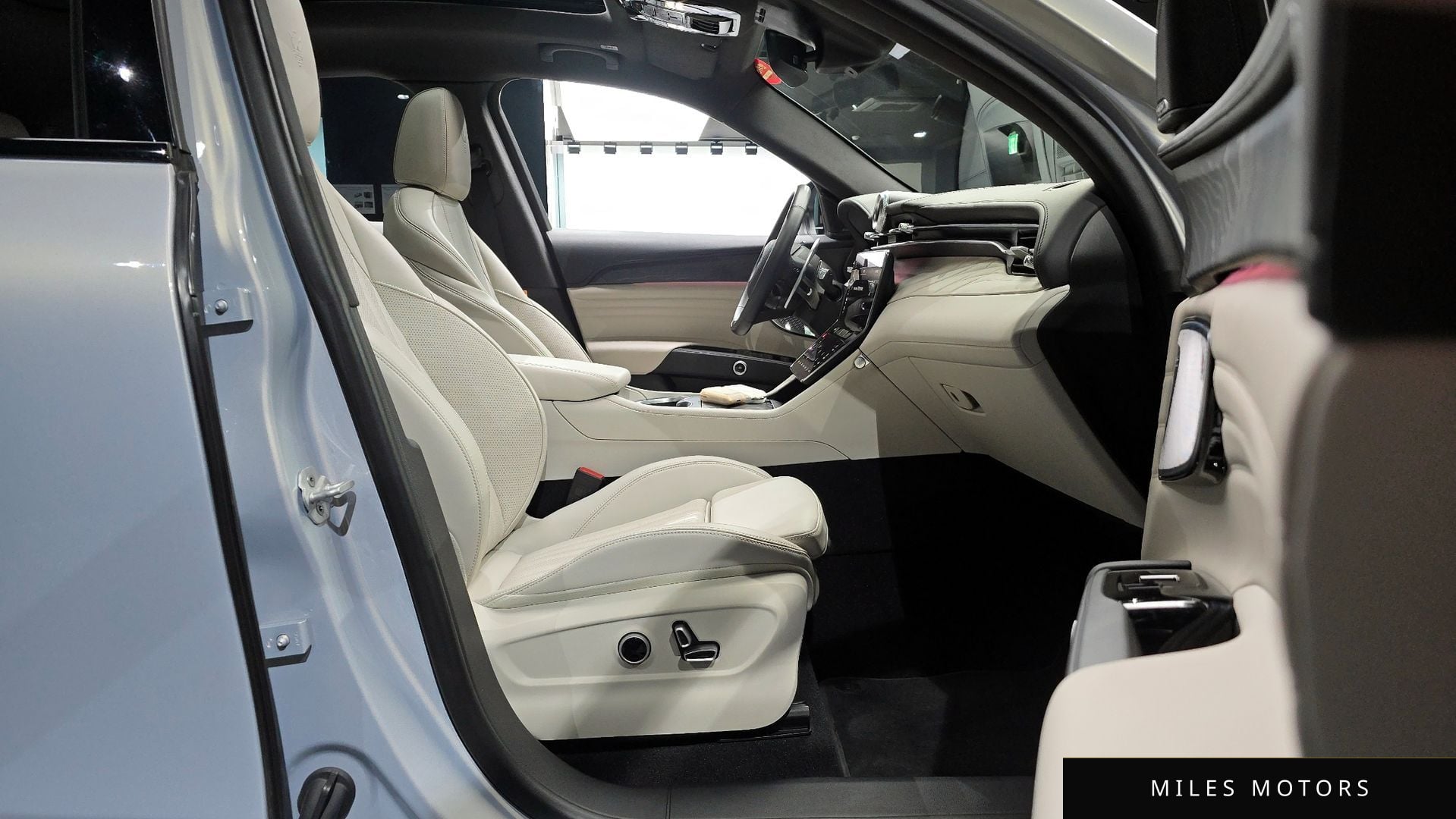 Maserati Grecale 2023 — миниатюра 11