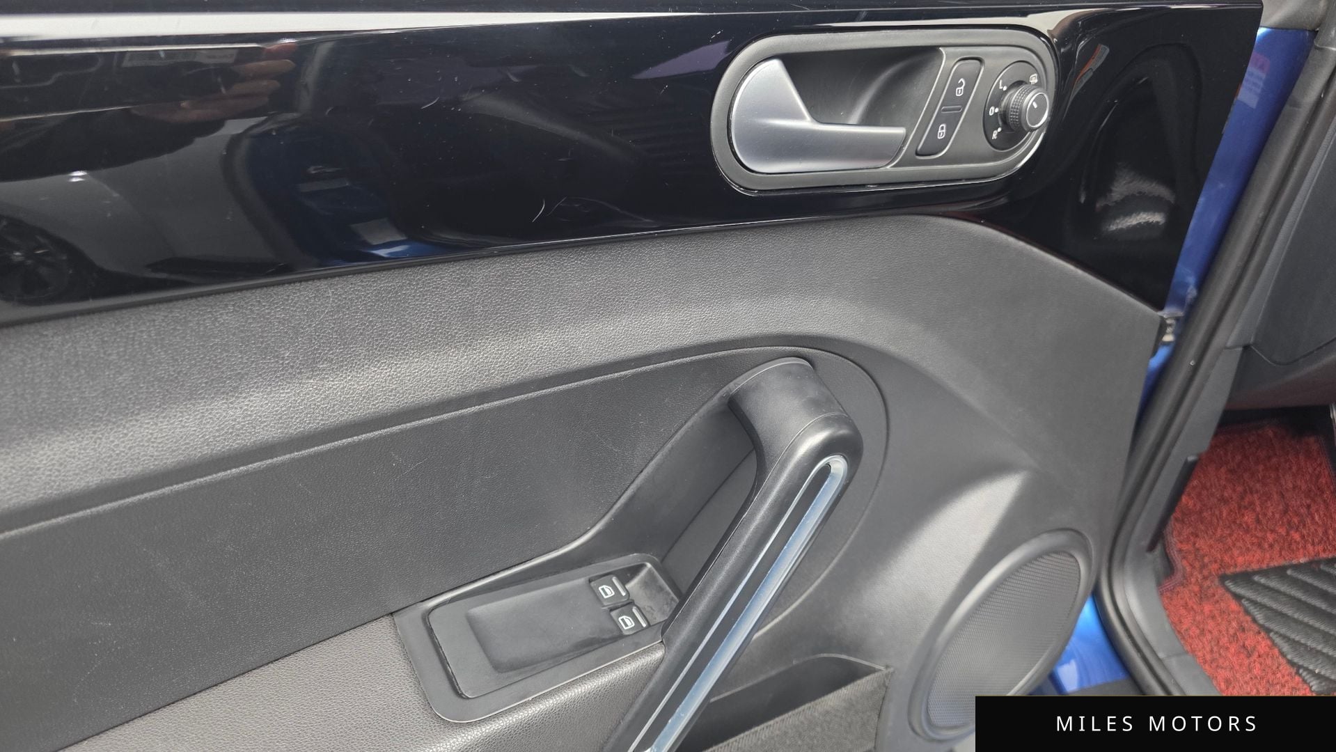Volkswagen 비틀 2015 — миниатюра 17