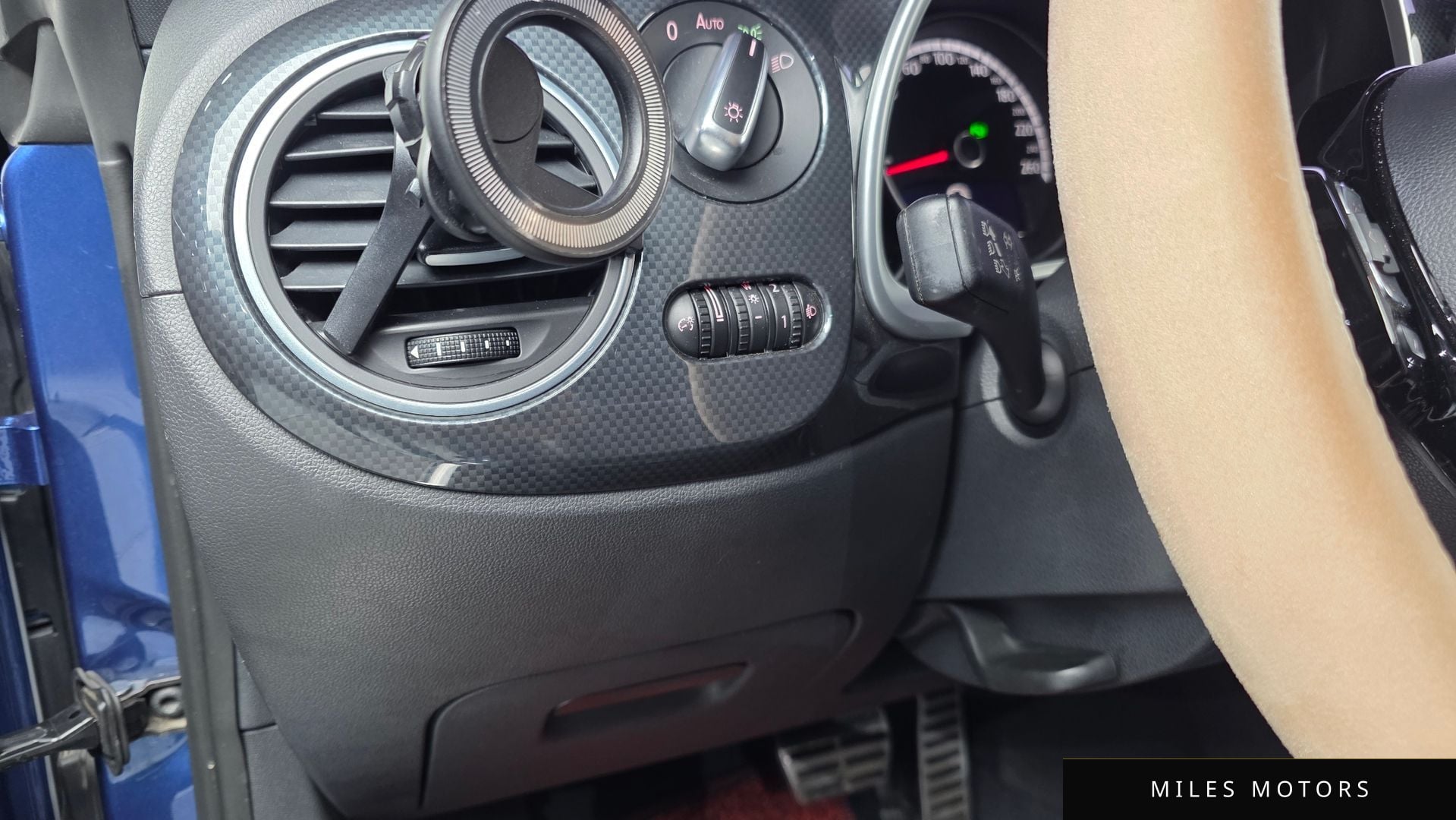 Volkswagen 비틀 2015 — миниатюра 18