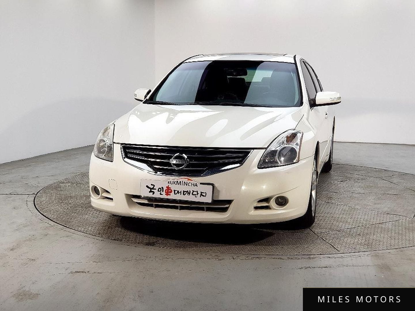 Nissan Altima 2010 — миниатюра 2