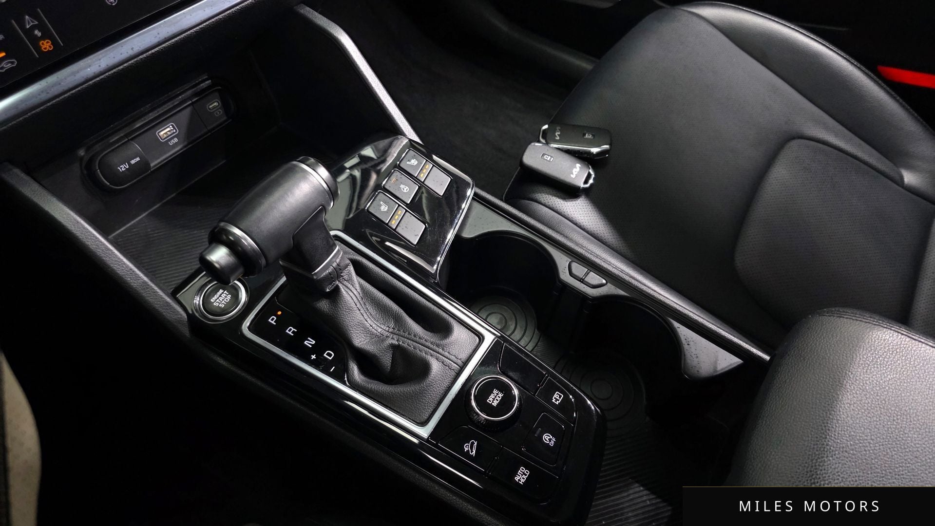 Kia Sportage 2022 — миниатюра 9