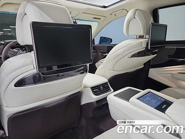 Лексус LS500h 2018 — миниатюра 18