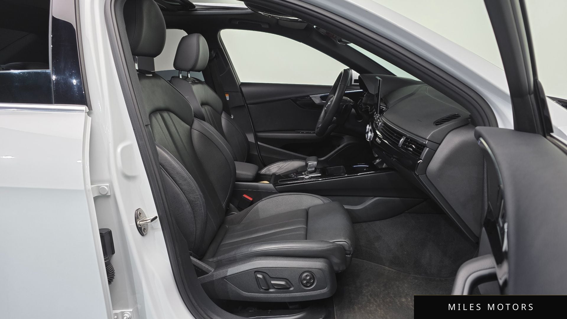 Audi A4 (B9) 2021 — миниатюра 11