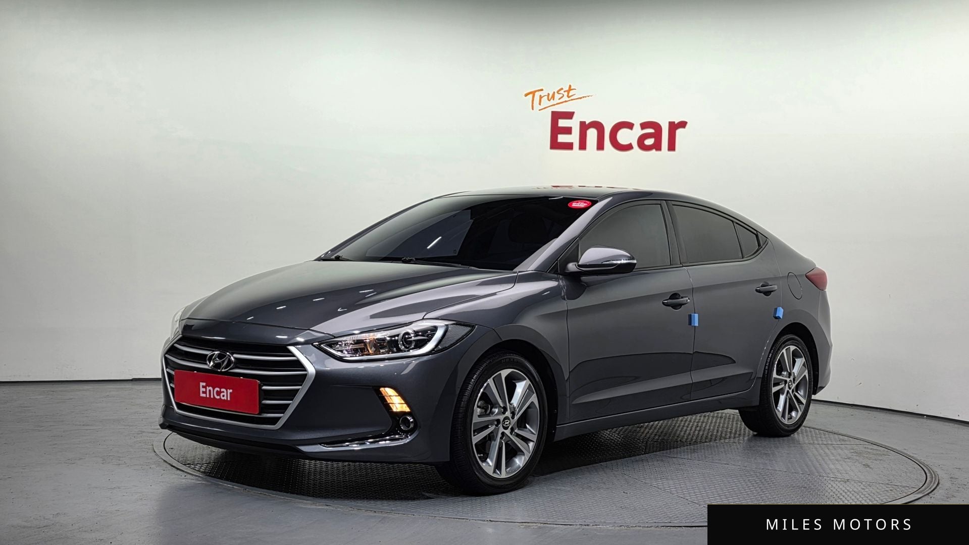 Hyundai AVANTE 2018 — фото 1 из 12