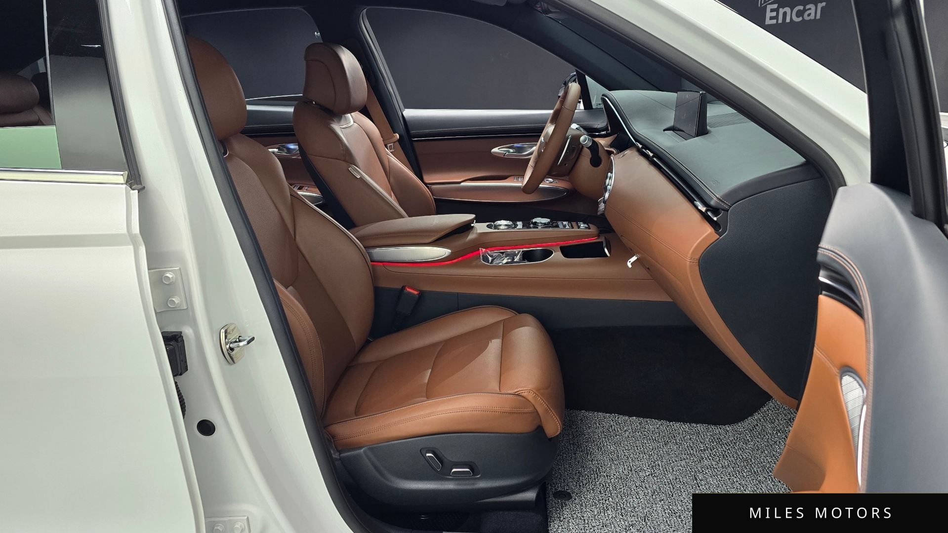 Genesis GV70 2023 — миниатюра 10