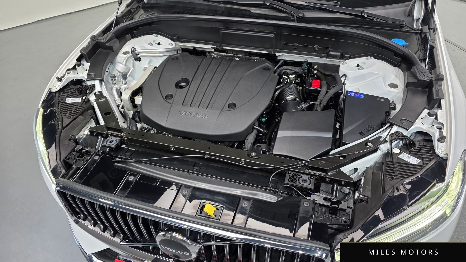 Volvo XC60 2024 — миниатюра 6