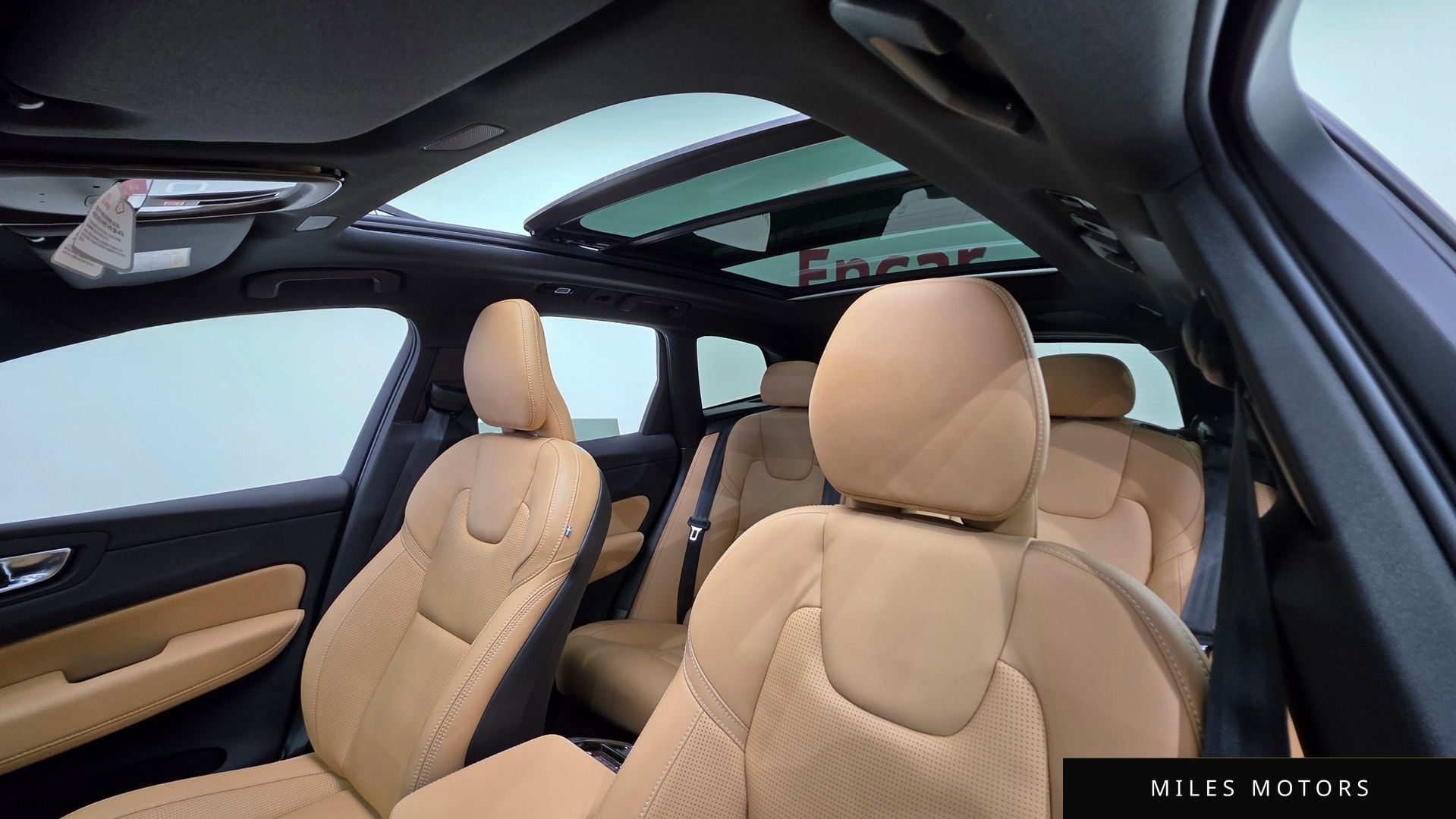Volvo XC60 2024 — миниатюра 12