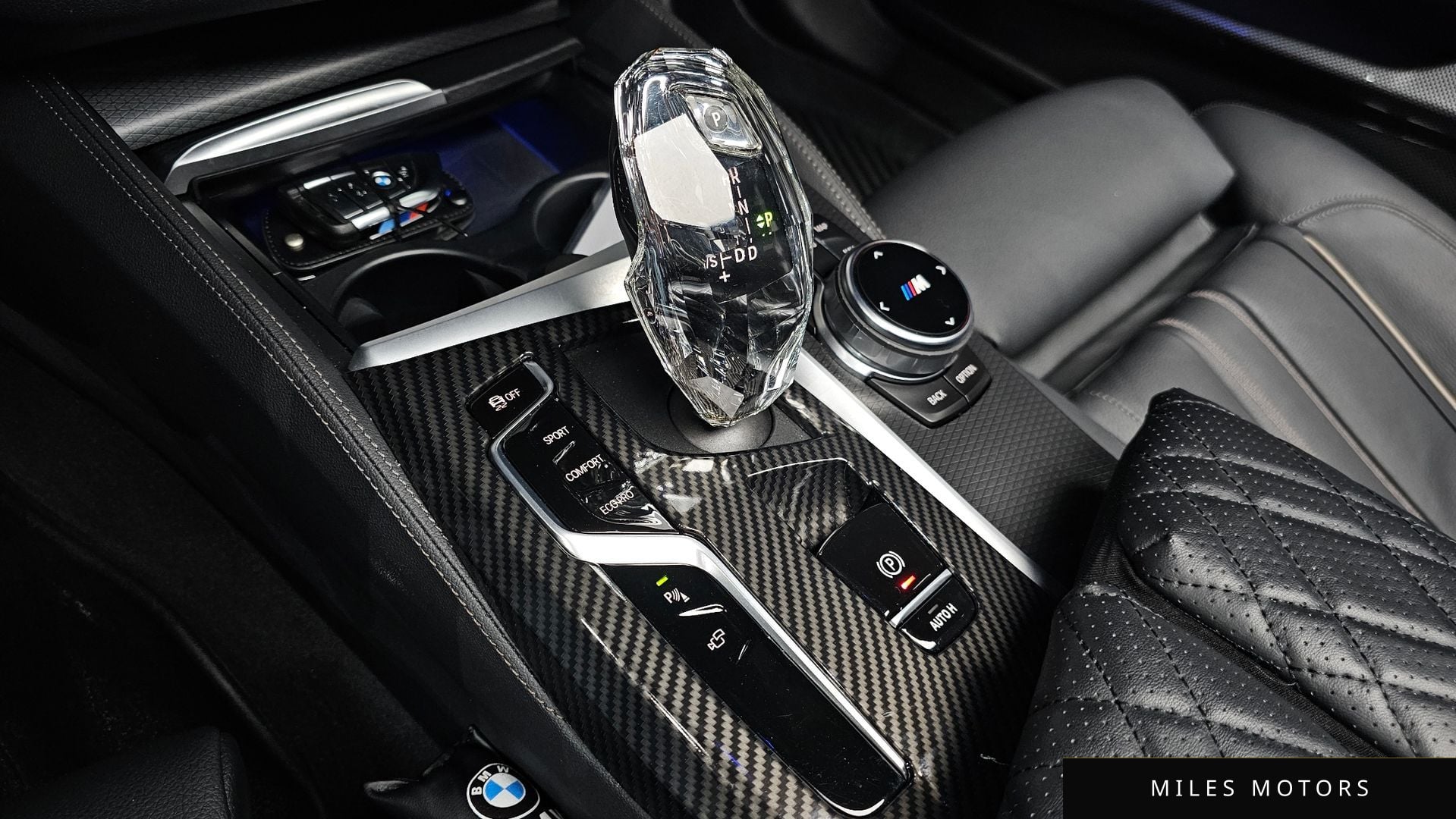 BMW 5 Series (G30) 2023 — миниатюра 9